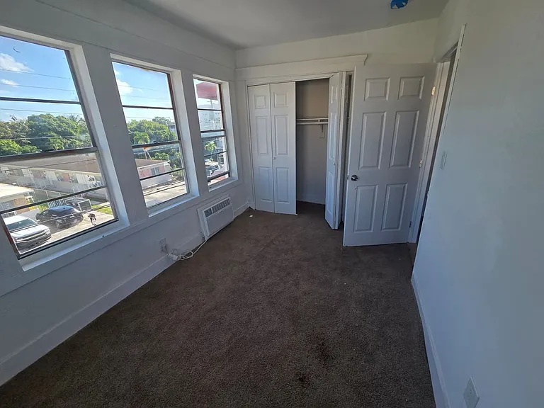 959 Vizcaya Apartments / Brick Five — Photo 6