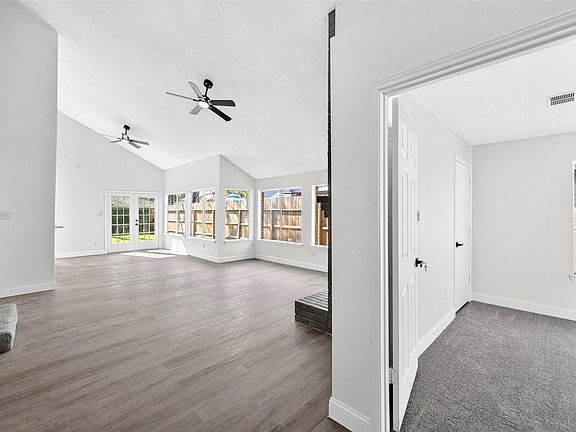 5th image of 24007 Landing Way Dr