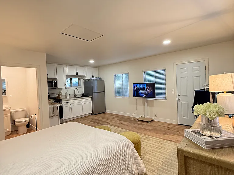 1342 Costa Ave #A — Photo 3