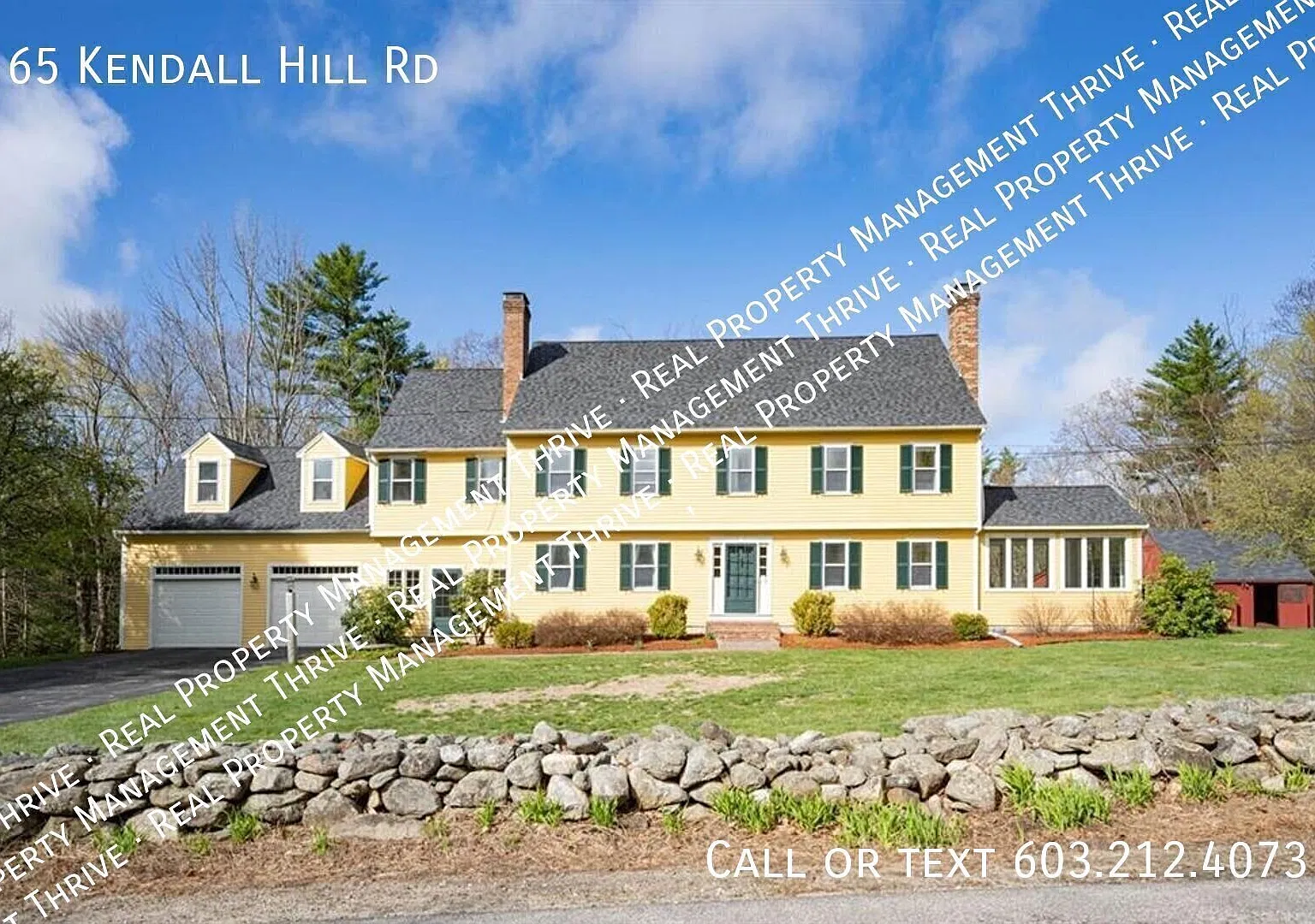 Spacious Executive Home on 2 Acres in Mont Vernon / Amherst School District — Photo 1
