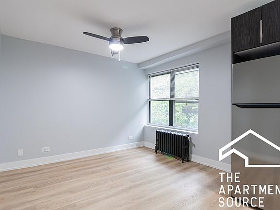 3rd image of 6030 N Winthrop Ave #2D