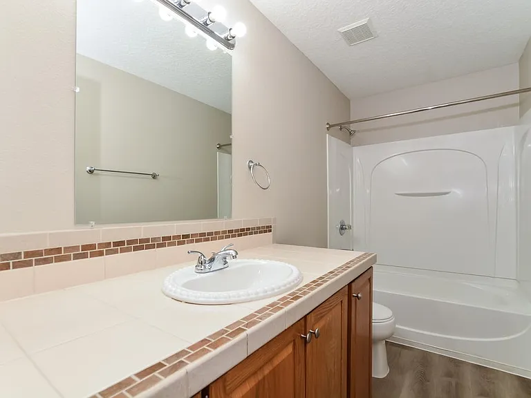 4729 Barbados Loop — Photo 16