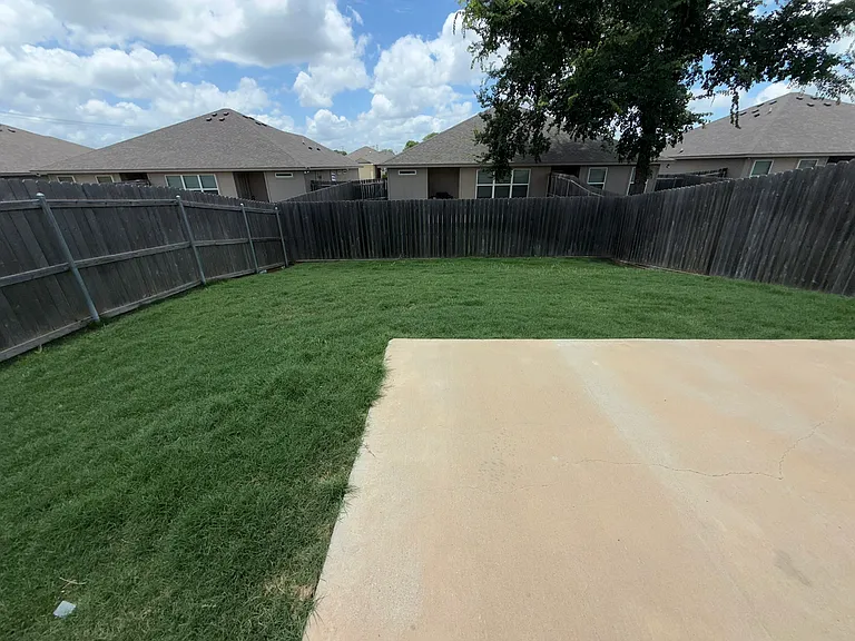3334 Addison Way — Photo 12