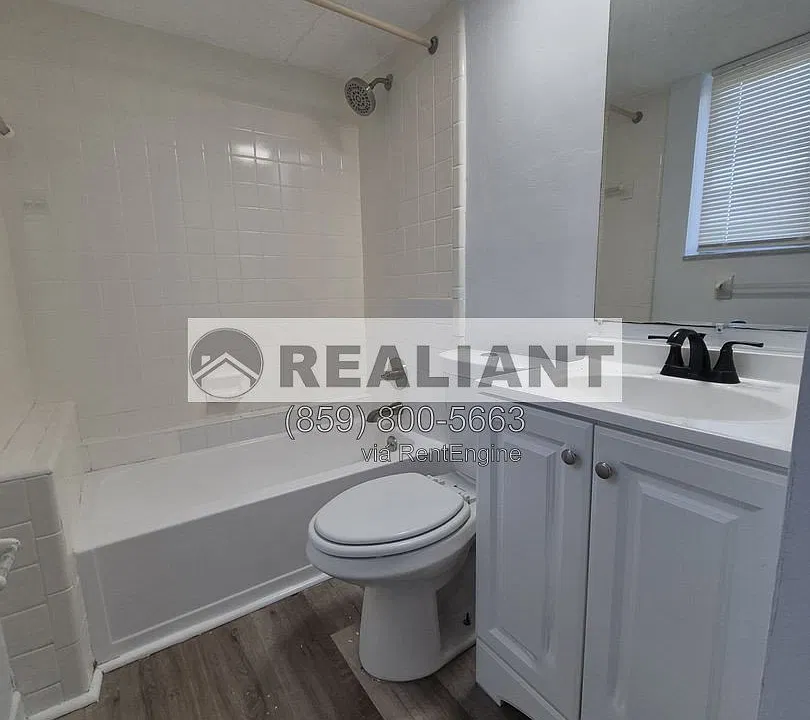 918 Highland Ave #3