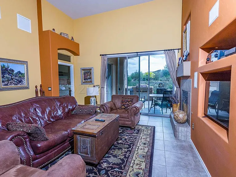 4402 W Cloud Ranch Pl — Photo 15