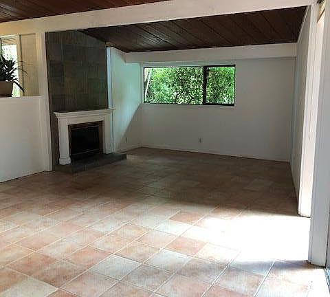 4th image of 4222 Darlington Ct