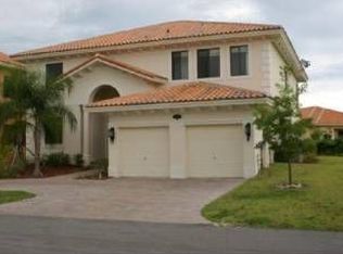 18743 SW 76th Ct, Cutler Bay, FL 33157