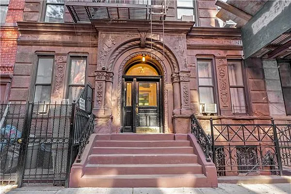 Rented by Triumph Property Group | media 6