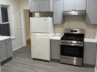 32 Aberdeen Rd #2L, Somerville, MA 02144