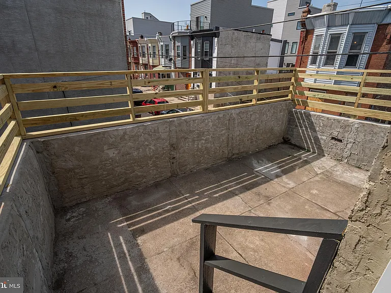 2410 Wharton St #2 — Photo 31
