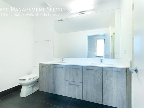 5th image of 3418 N Lincoln Ave APT 402