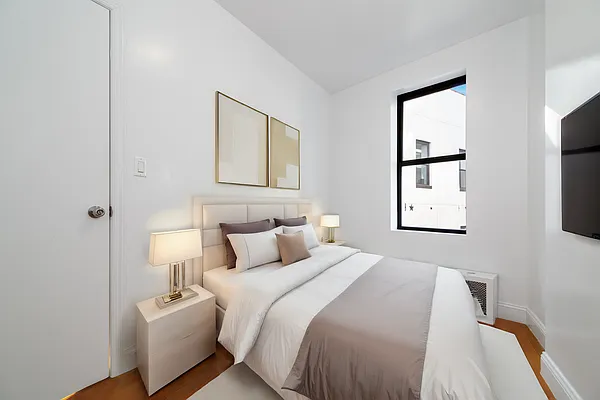 Rented by REAL New York | media 7