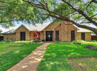 7016 Halprin St, Dallas, TX 75252