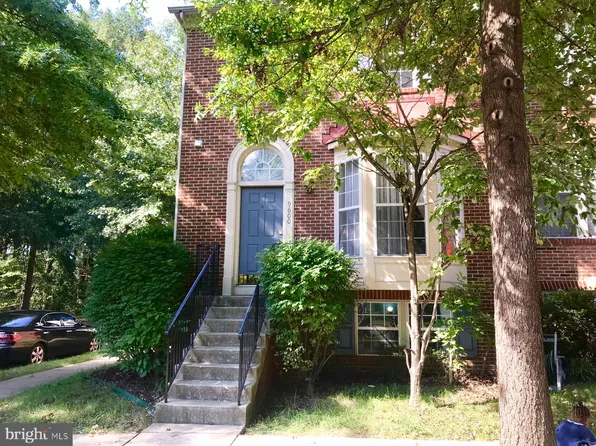 9600 Woodview Dr, Bowie, MD 20721