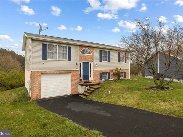 191 Elementary Dr, Martinsburg, WV 25404