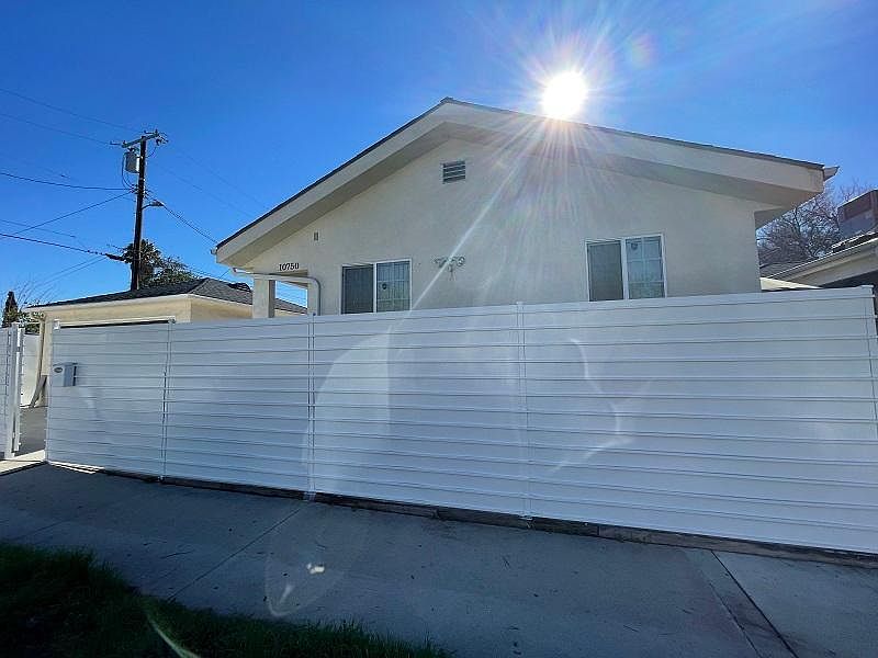 1st image of 10750 W Califa St