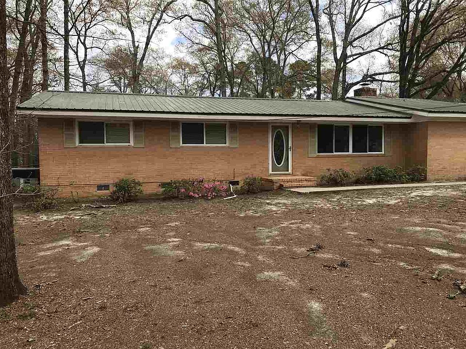 1st image of 150 Carter Woods Dr