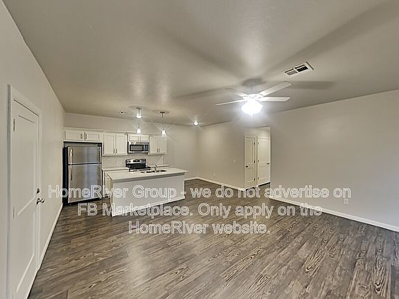 3rd image of 11500 Keystone Cir