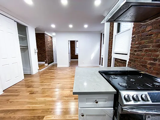 Rented by Voro New York | media 24