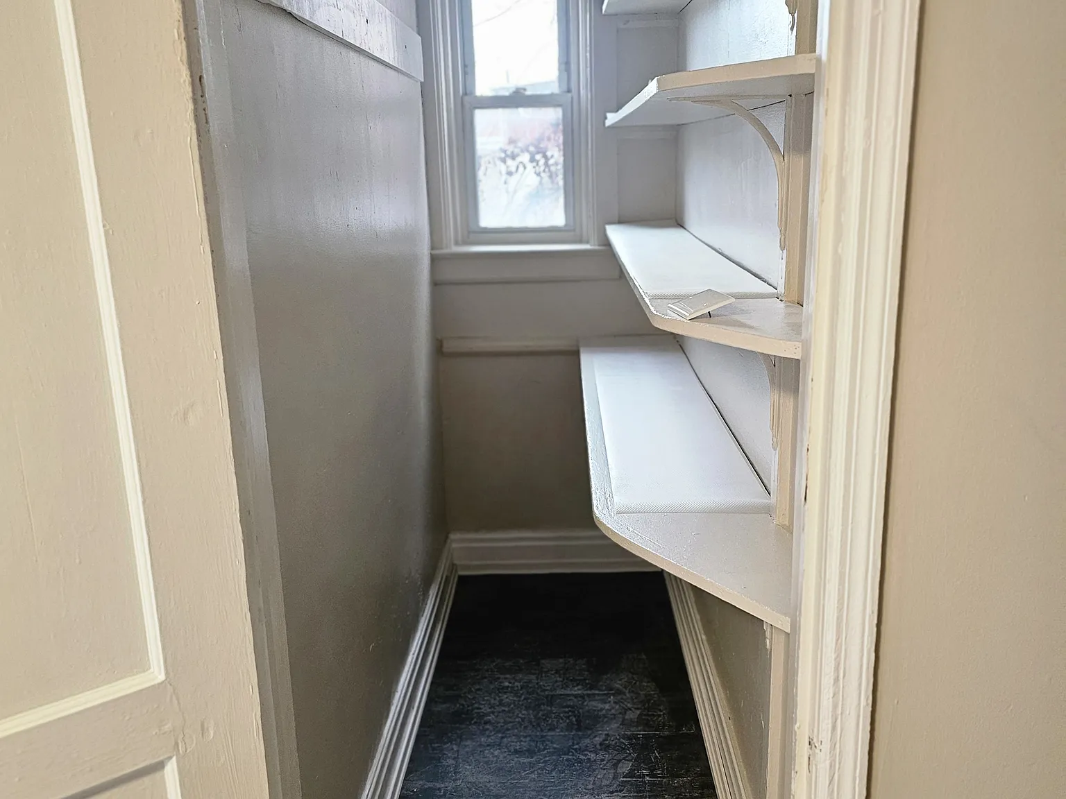 2 bed, 1400 sqft, $1,400 — Photo 3