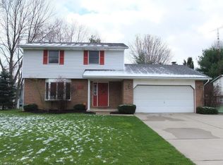 1310 Bravado Rd SW, Canton, OH 44706