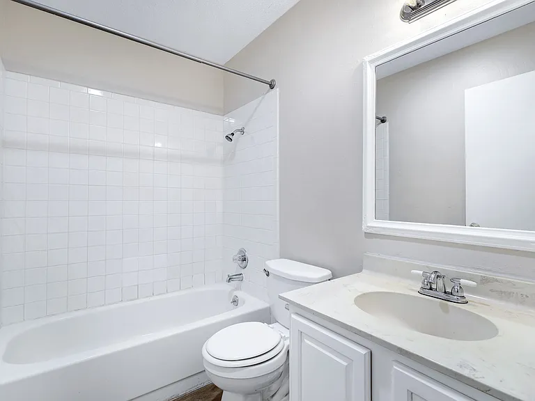 6123 Pecan Trl — Photo 13
