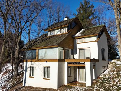 4210 S Bluff Ln, Cedar, MI, 49621