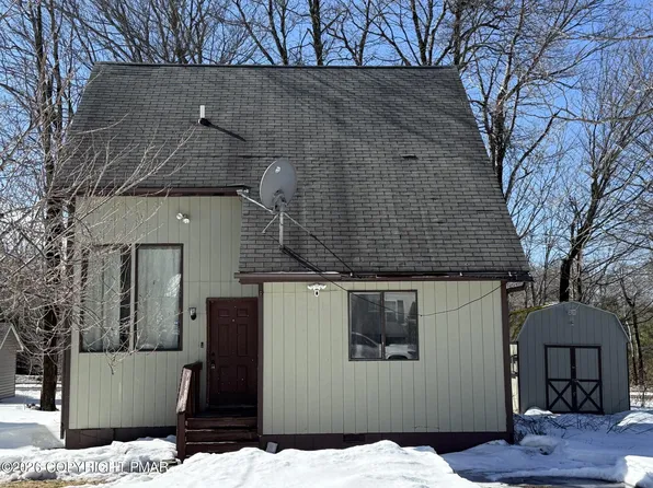 4569 Briarcliff Ter, Tobyhanna, PA 18466