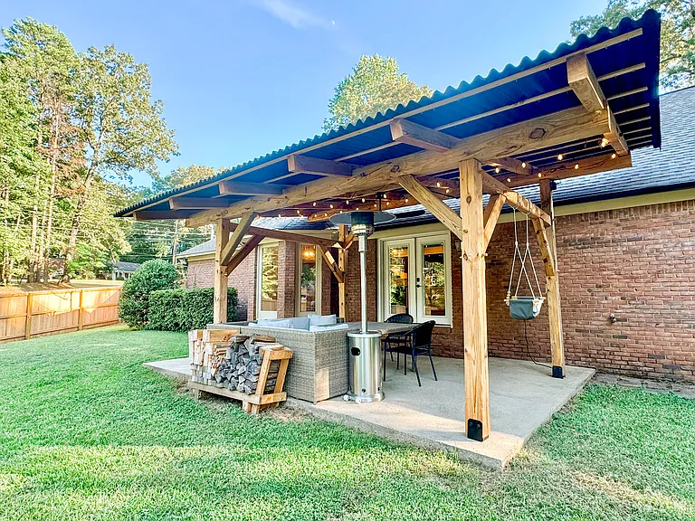 306 Oak Ridge Cir — Photo 11
