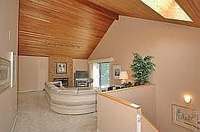 3rd image of 10 Southwick Ct