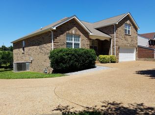 427 Cumberland Hills Dr, Hendersonville, TN 37075