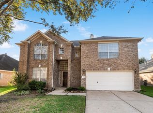 3326 Lakeway Ln, Pearland, TX 77584