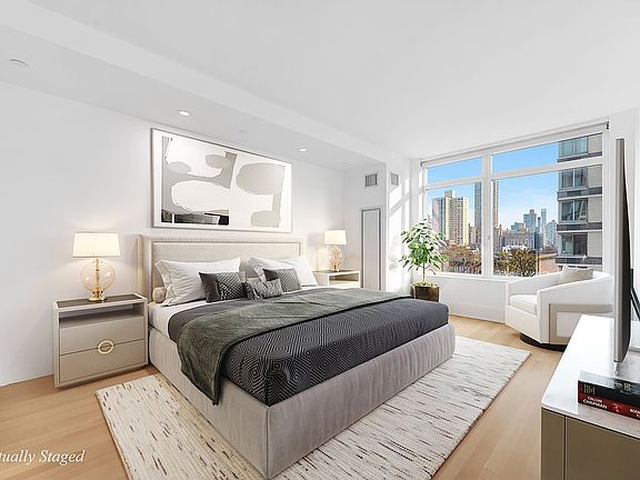 5th image of 305 E 85th St #8C