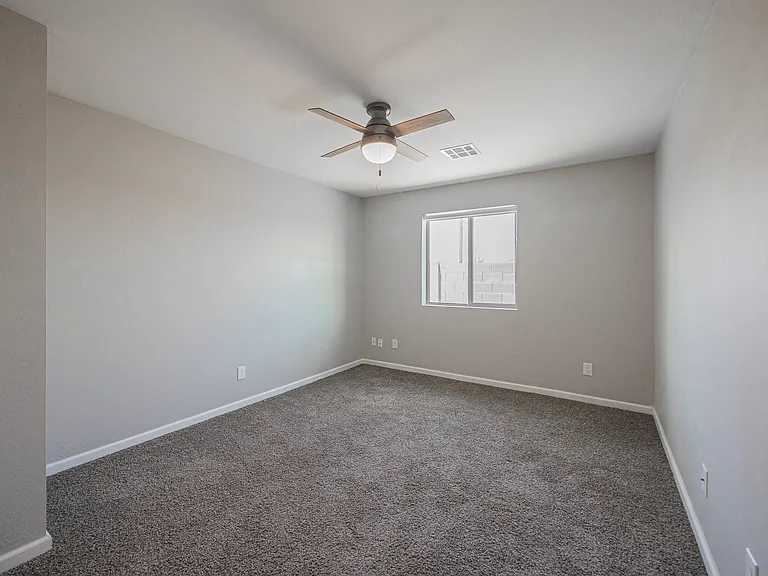 2547 E Illini St — Photo 18