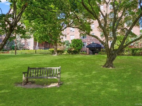 12 Westchester Avenue #3K, White Plains, NY 10601