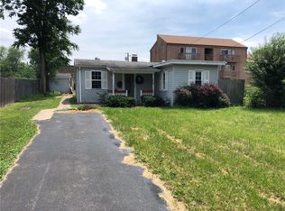 1965 W Center St, Decatur, IL 62526