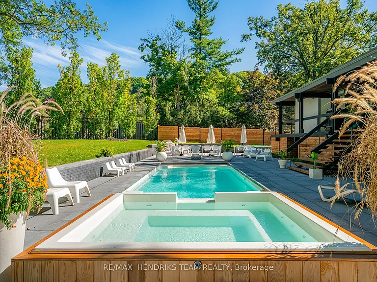 15 Wood Dale Dr — Photo 32