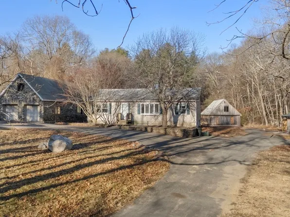 71 Richardson Ave, Norton, MA 02766