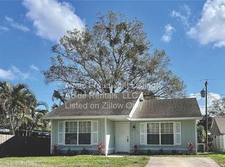 560 38th Ave, Vero Beach, FL 32968