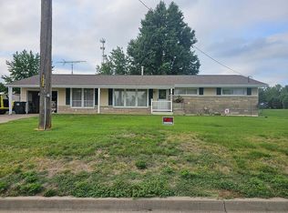 2001 Broad St, Evansville, IL 62242