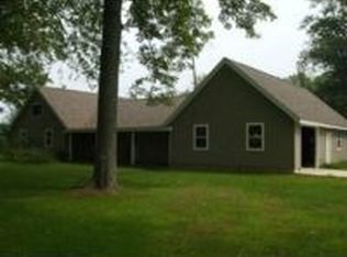 10789 Tuttle Hill Rd, Willis, MI 48191
