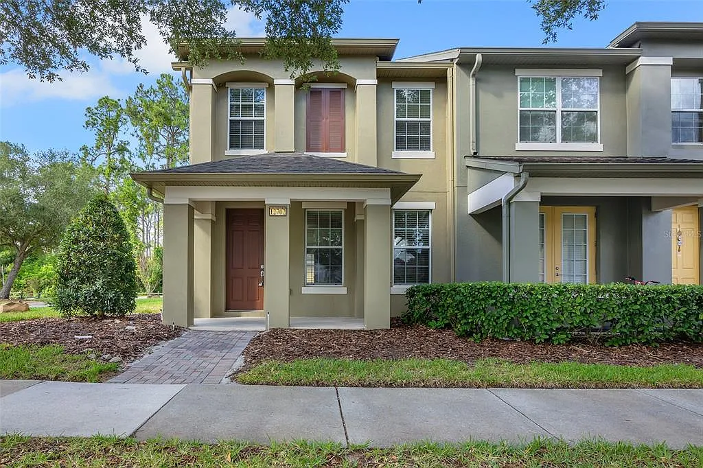 Building Photo - 12702 Salomon Cove Dr