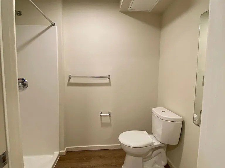 Plaza Apartments — Photo 137