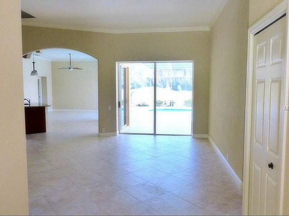 3rd image of 299 Venice Golf Club Dr