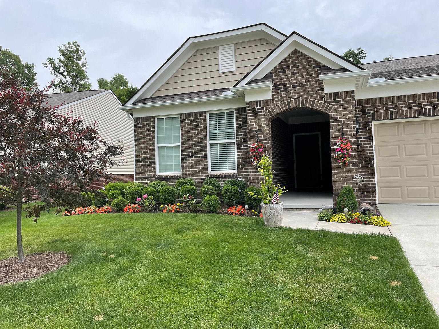 49765 Mapleton, Canton, MI 48188 | Zillow