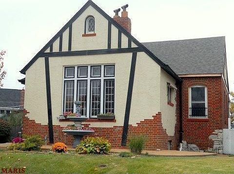 1st image of 6432 Woodbine Ct