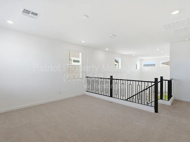 7404 W Buckhorn Trl — Photo 17