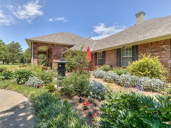 3rd image of 1715 Quail Creek Dr