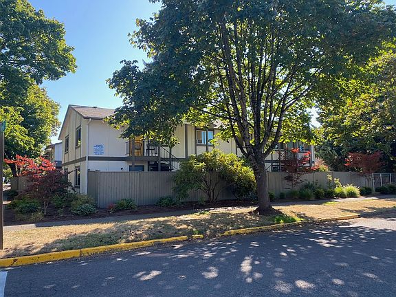 2nd image of 616 W 4th Ave #15
