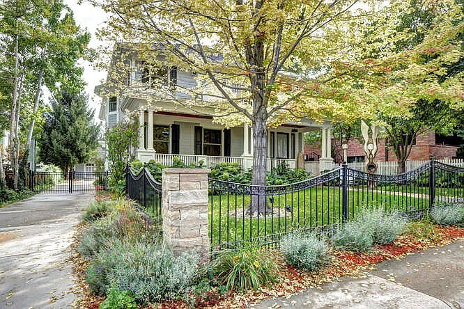 510 Hawthorn Ave — Photo 3